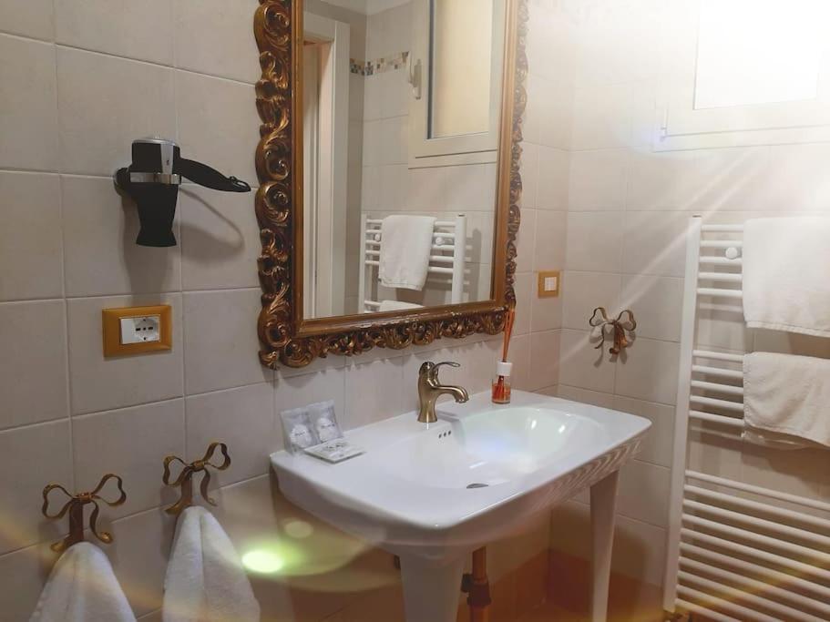 Appartamento Charme In Righi Bologna Esterno foto
